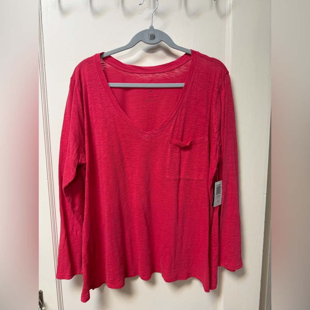 NWT Torrid Heritage Slub V-Neck Pocket Long Sleeve Tee